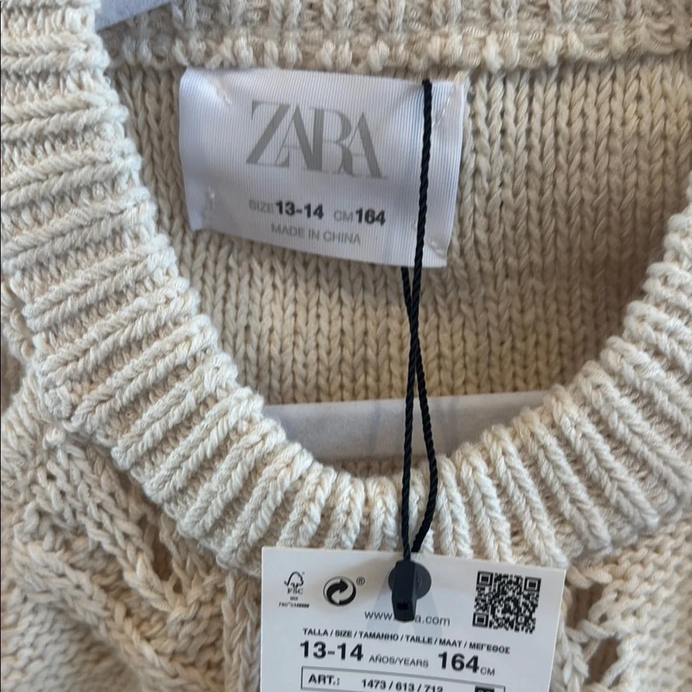 Zara Cream Off-the-Shoulder Sweater with Chunky Knit - Picture 2 of 3
